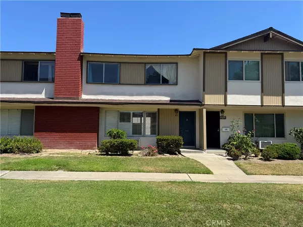 1722 Mitchell AVE #123,  Tustin,  CA 92780