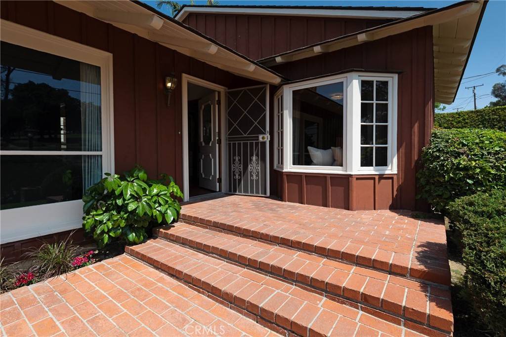 Fullerton, CA 92833,1301 W Malvern AVE