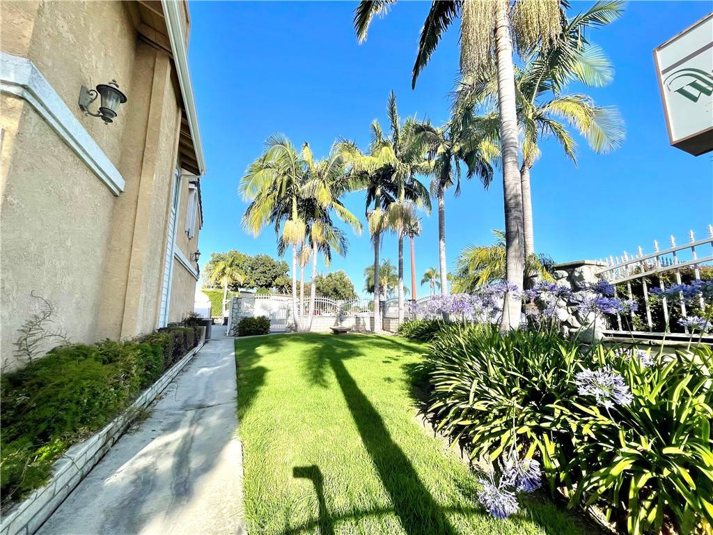 Whittier, CA 90603,10418 Bogardus AVE #4