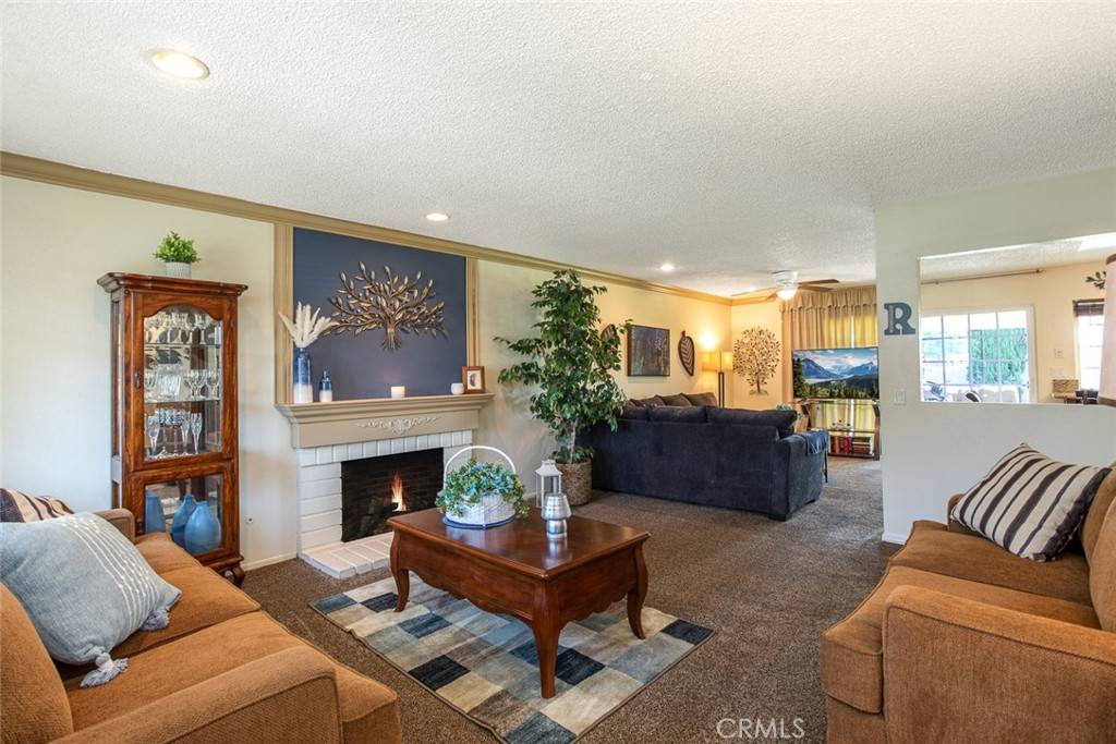 Ontario, CA 91761,2071 S Hope PL