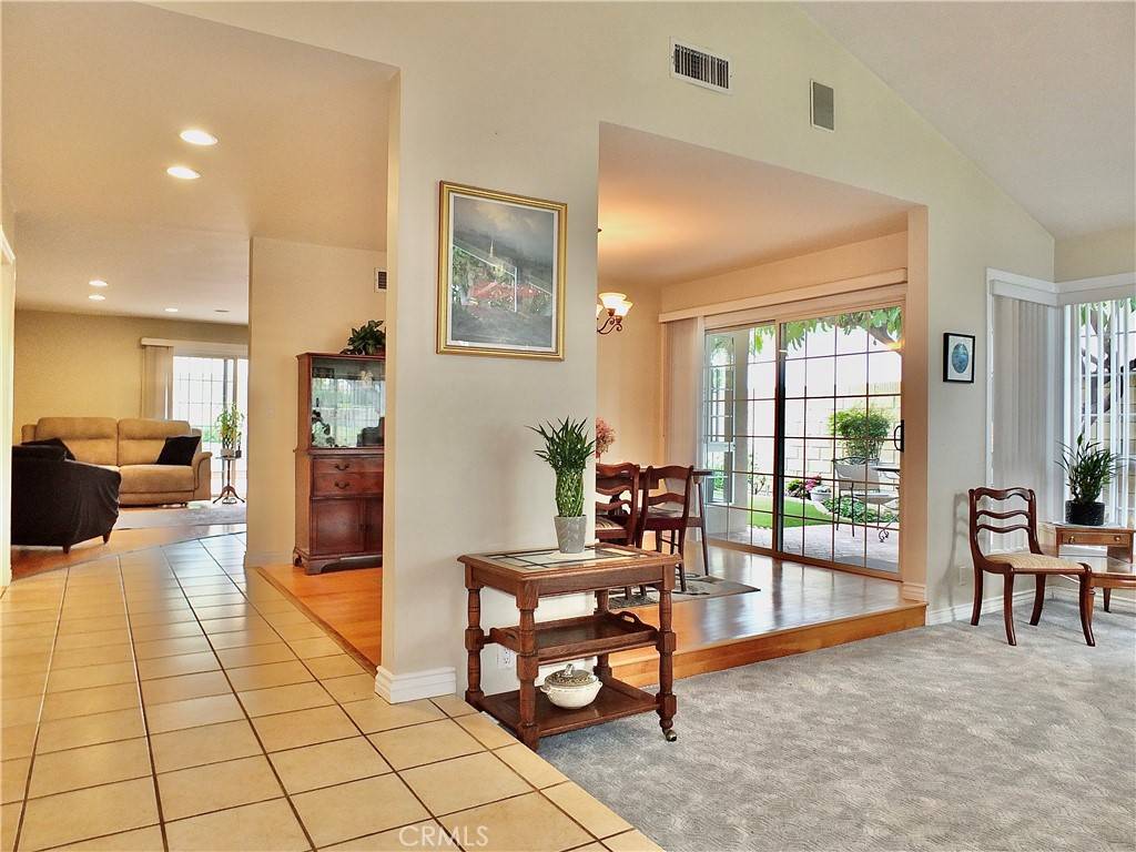 Los Alamitos, CA 90720,10041 Kaylor AVE