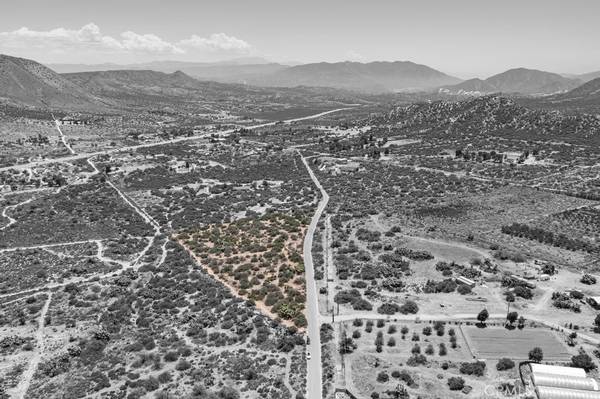 Phelan, CA 92371,5062 Oil Well RD