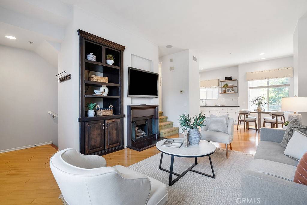 3415 S Main ST #F, Santa Ana, CA 92707