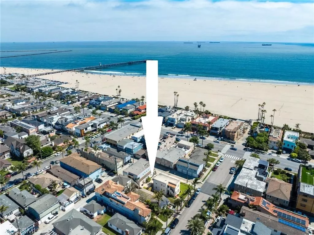 Seal Beach, CA 90740,112 114 4th ST