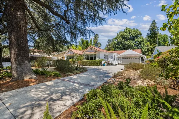 Van Nuys, CA 91401,13621 Erwin ST