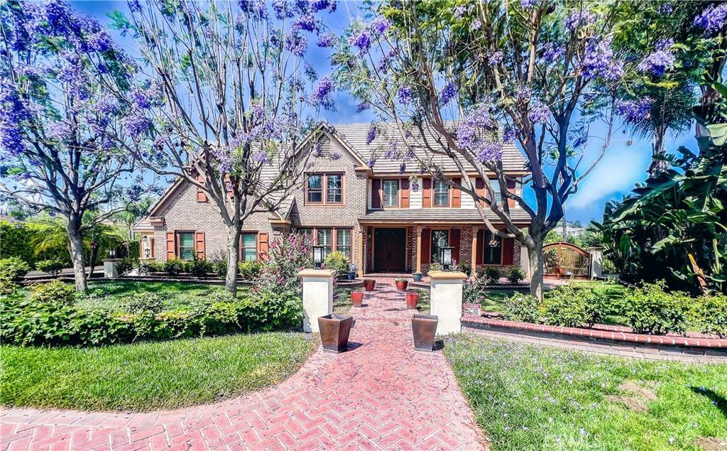 14207 Ashton LN, Riverside, CA 92508
