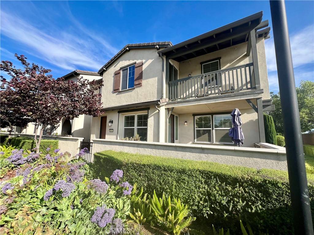 7072 Vernazza PL, Eastvale, CA 92880