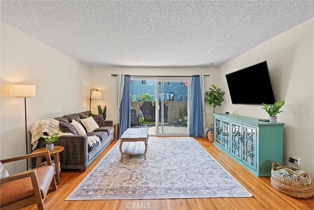 Long Beach, CA 90815,5160 Atherton #73