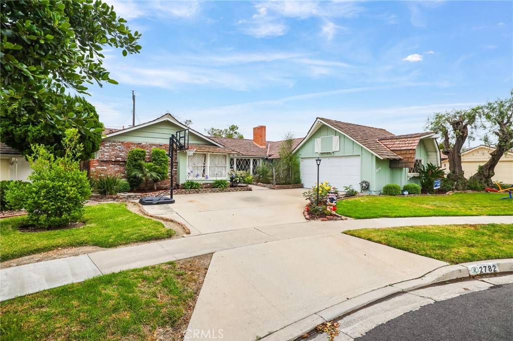 Rossmoor, CA 90720,2782 Woodstock RD