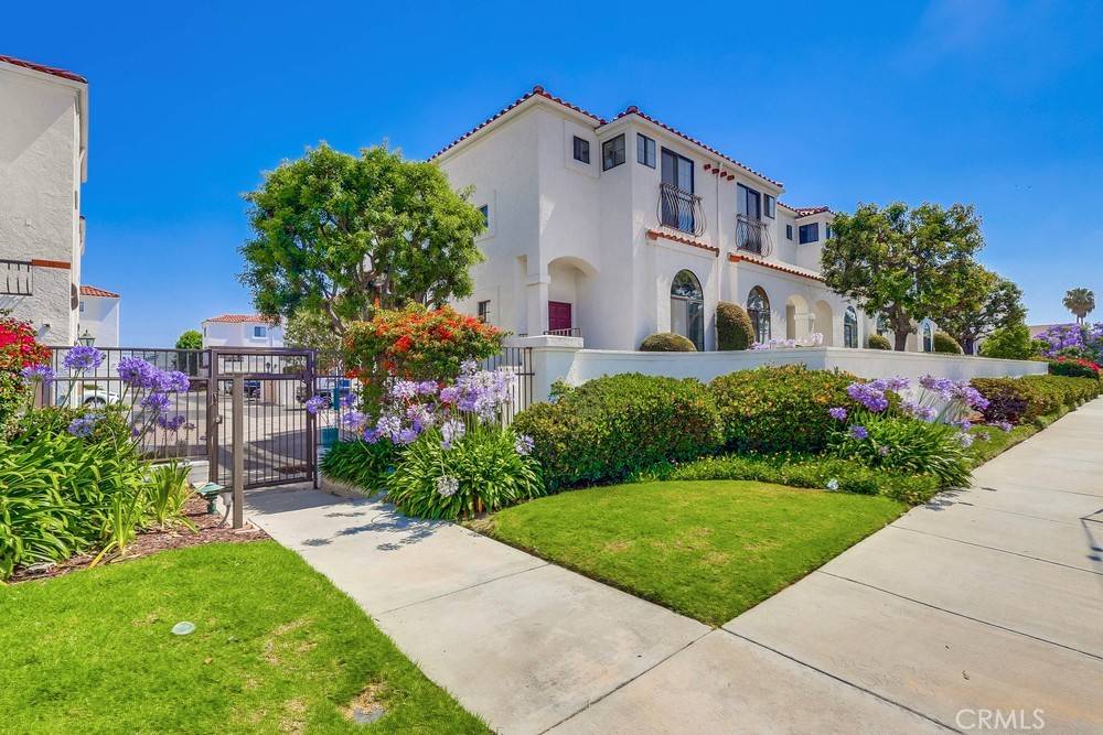 539 W 220th ST #39, Carson, CA 90745