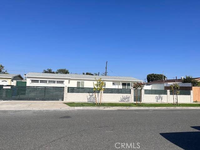 14572 Purdy ST, Midway City, CA 92655