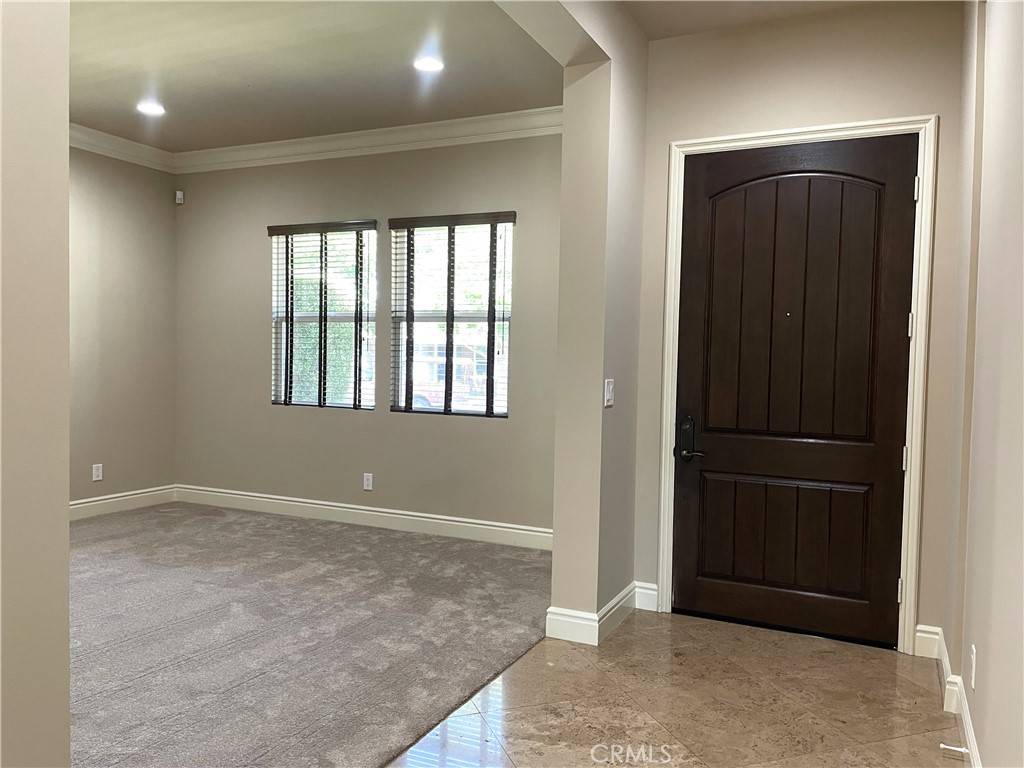 Long Beach, CA 90815,2068 Radnor AVE