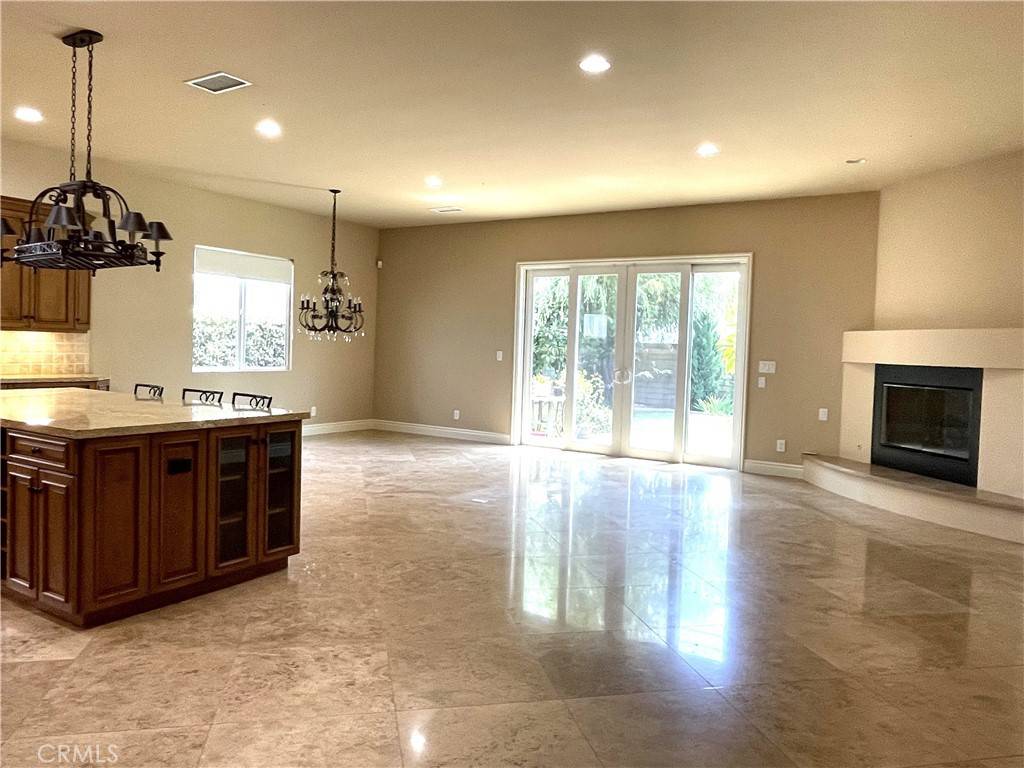 Long Beach, CA 90815,2068 Radnor AVE