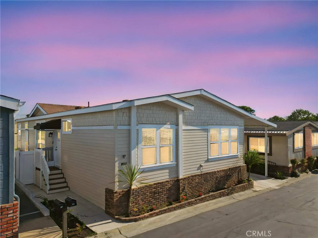 23301 Ridge Route DR #138, Laguna Hills, CA 92653