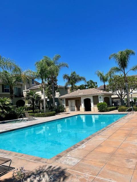 Irvine, CA 92618,3302 Orangewood