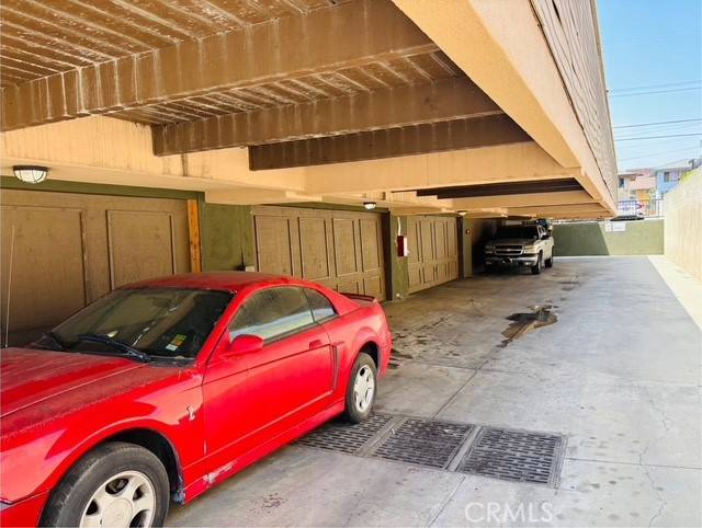 Alhambra, CA 91801,215 S 5th ST