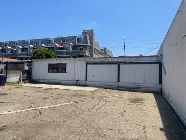 Long Beach, CA 90804,1360 Newport AVE