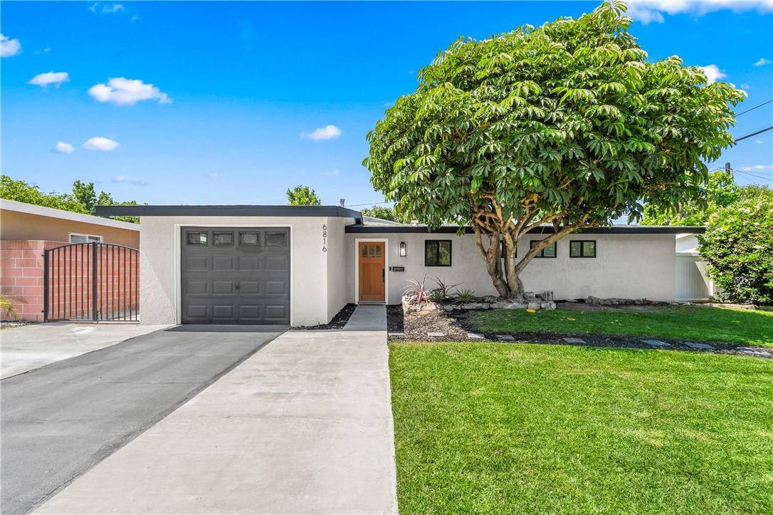 Long Beach, CA 90815,6816 E Driscoll ST
