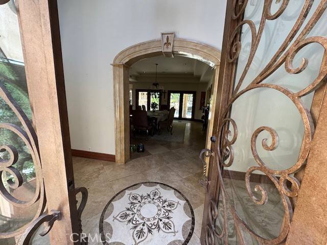 Newport Beach, CA 92663,511 Cliff DR