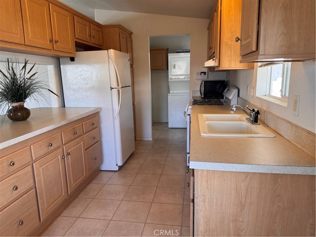 Yucca Valley, CA 92284,54999 Martinez Trail #12