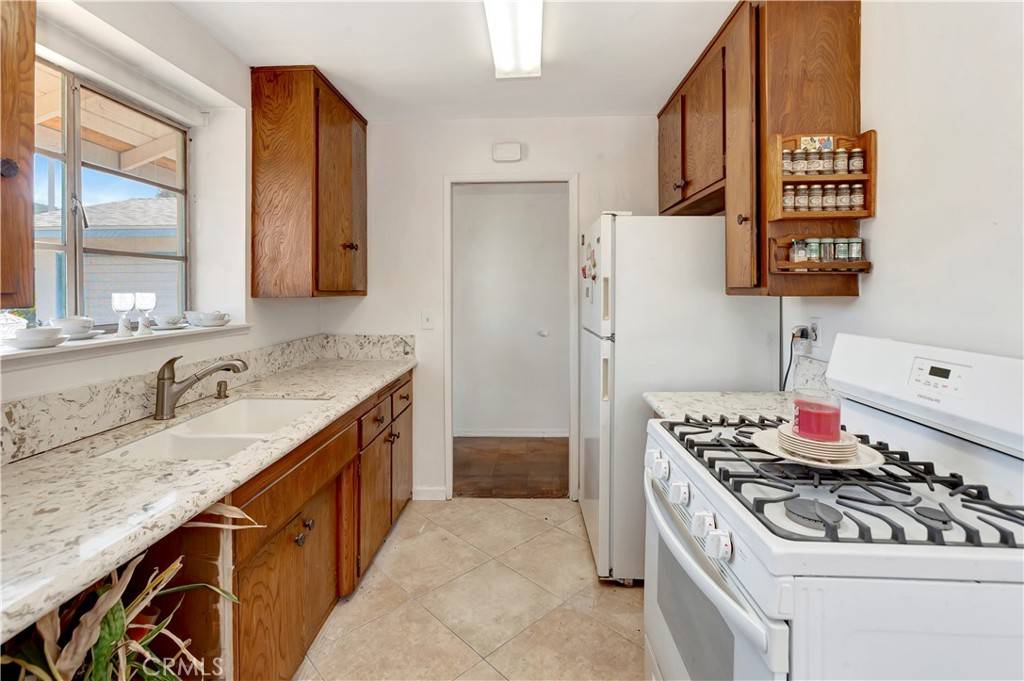 Hacienda Heights, CA 91745,14517 Marwood ST