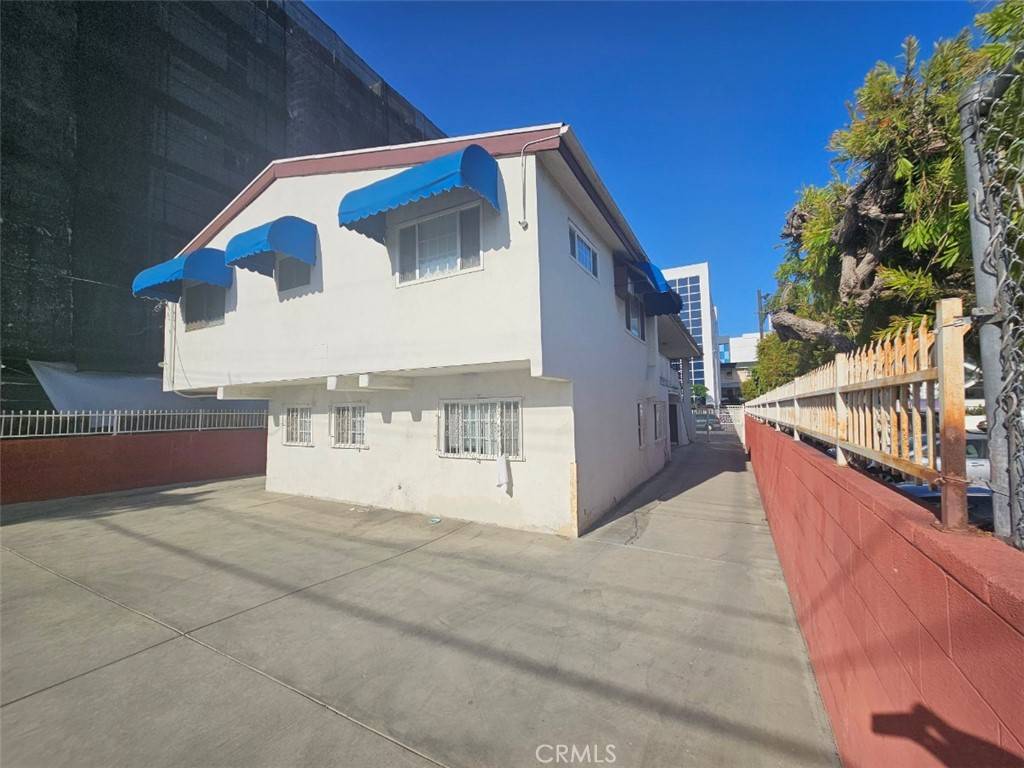Los Angeles, CA 90006,981 S Catalina ST