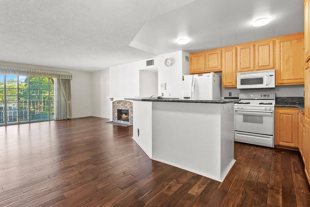 Santa Ana, CA 92704,3611 S Bear ST #K