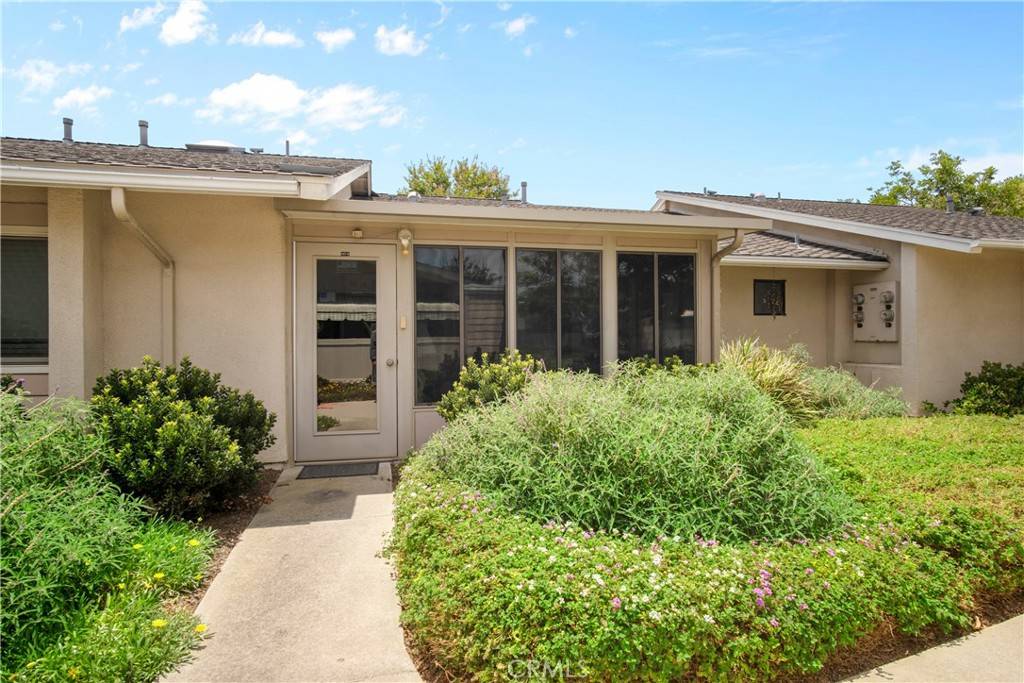 8686 Merced CIR #1007B, Huntington Beach, CA 92646