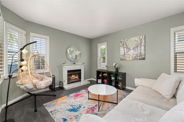Long Beach, CA 90814,383 Park AVE