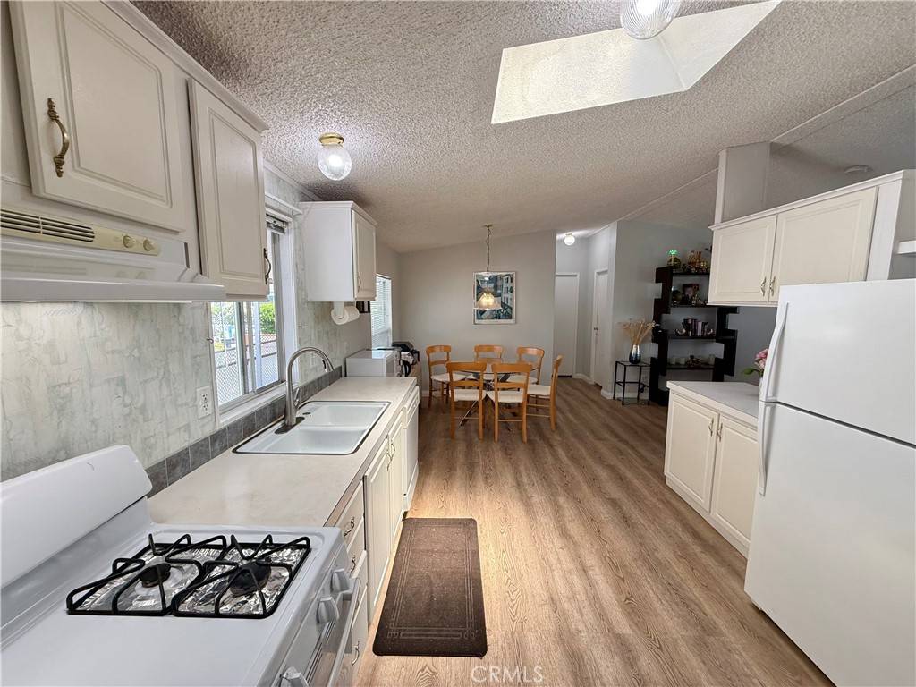 Westminster, CA 92683,14362 Bushard ST #39