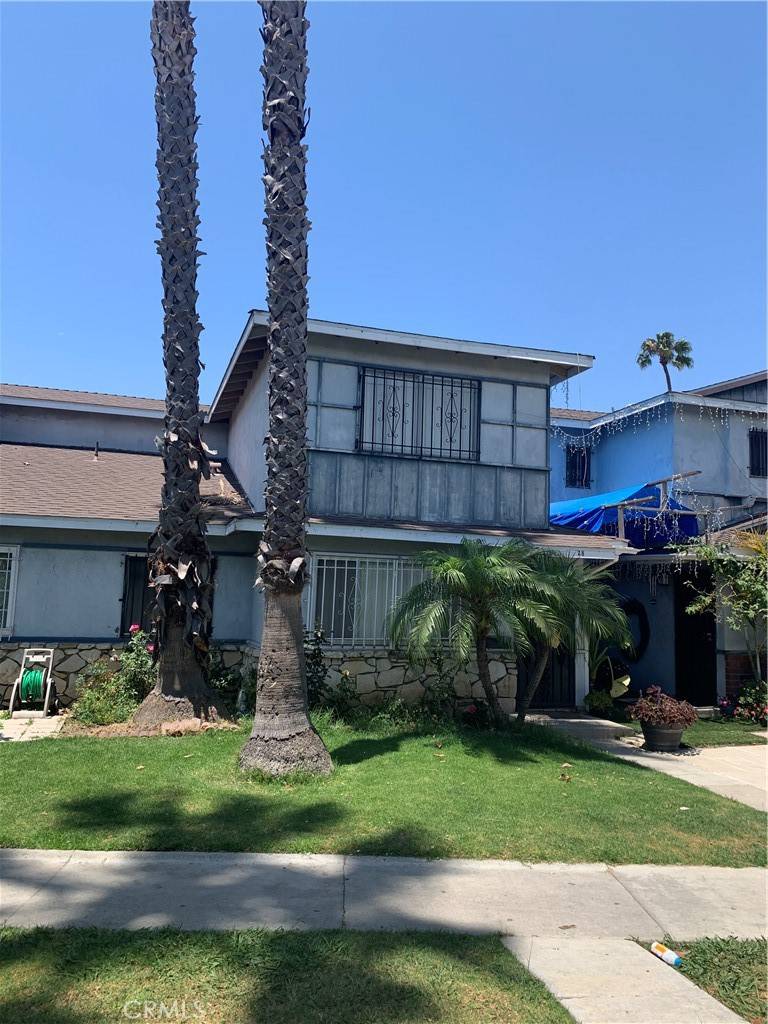 28 Paradise Valley North N, Carson, CA 90745