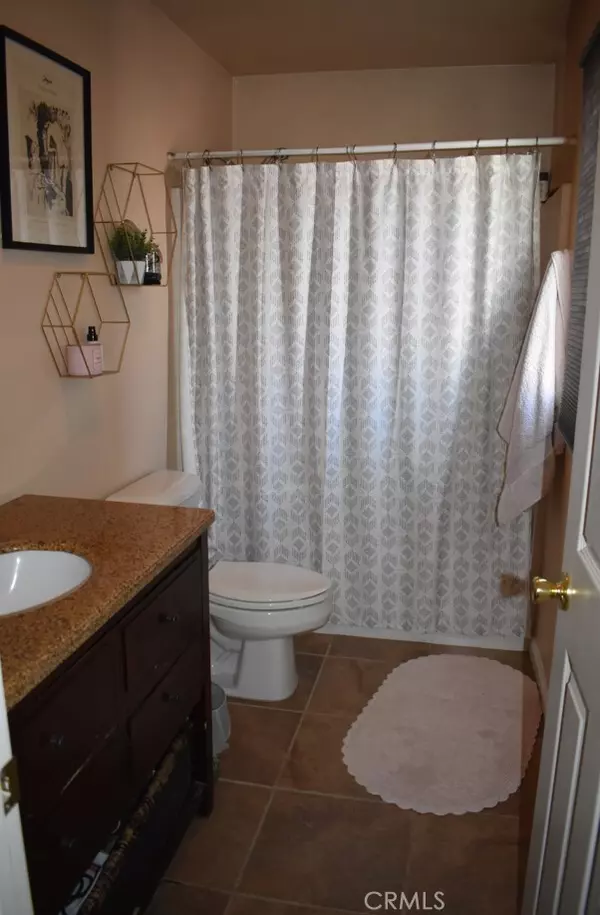 Rialto, CA 92376,356 E South ST