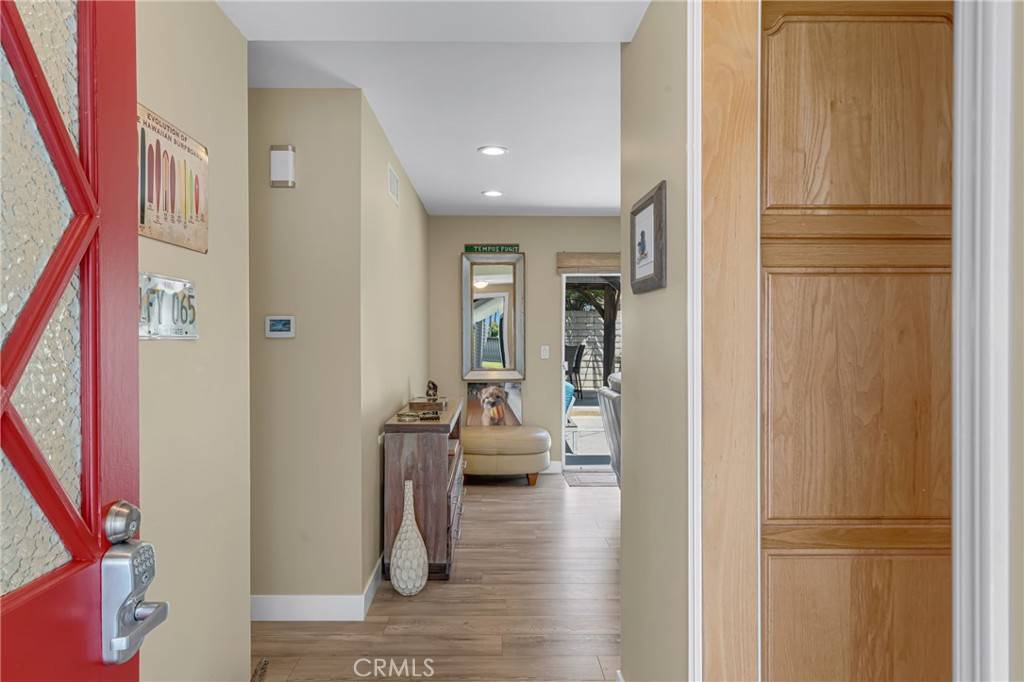 Huntington Beach, CA 92647,17632 Prescott LN