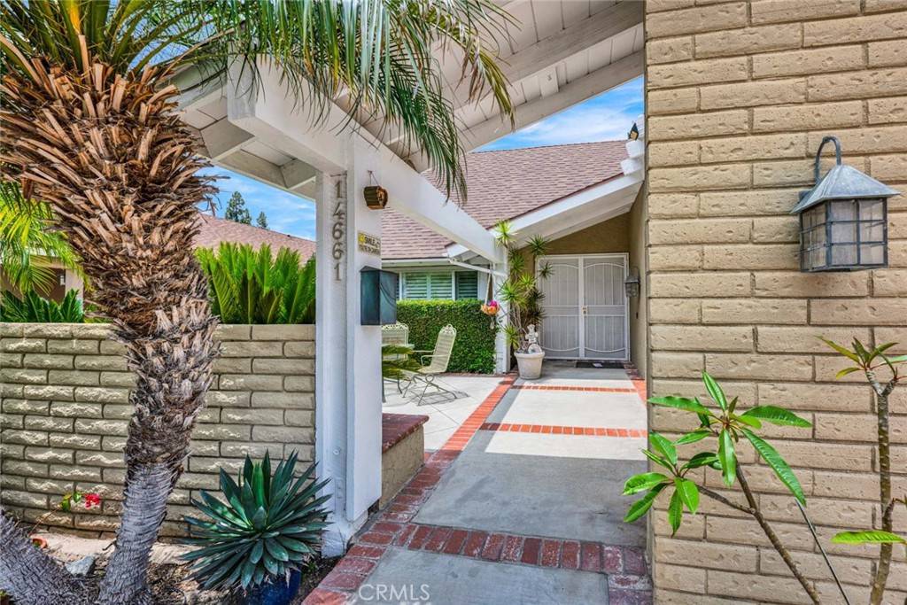 Tustin, CA 92780,14661 Danborough RD