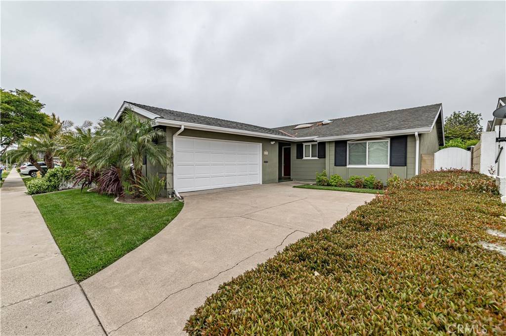 4580 Hazelnut AVE, Seal Beach, CA 90740