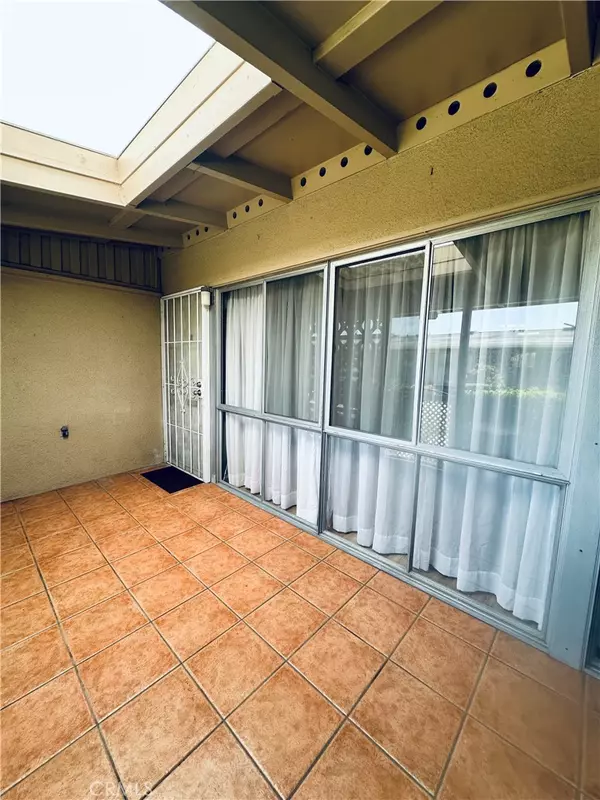 Seal Beach, CA 90740,13620 Alderwood Ln. #76D