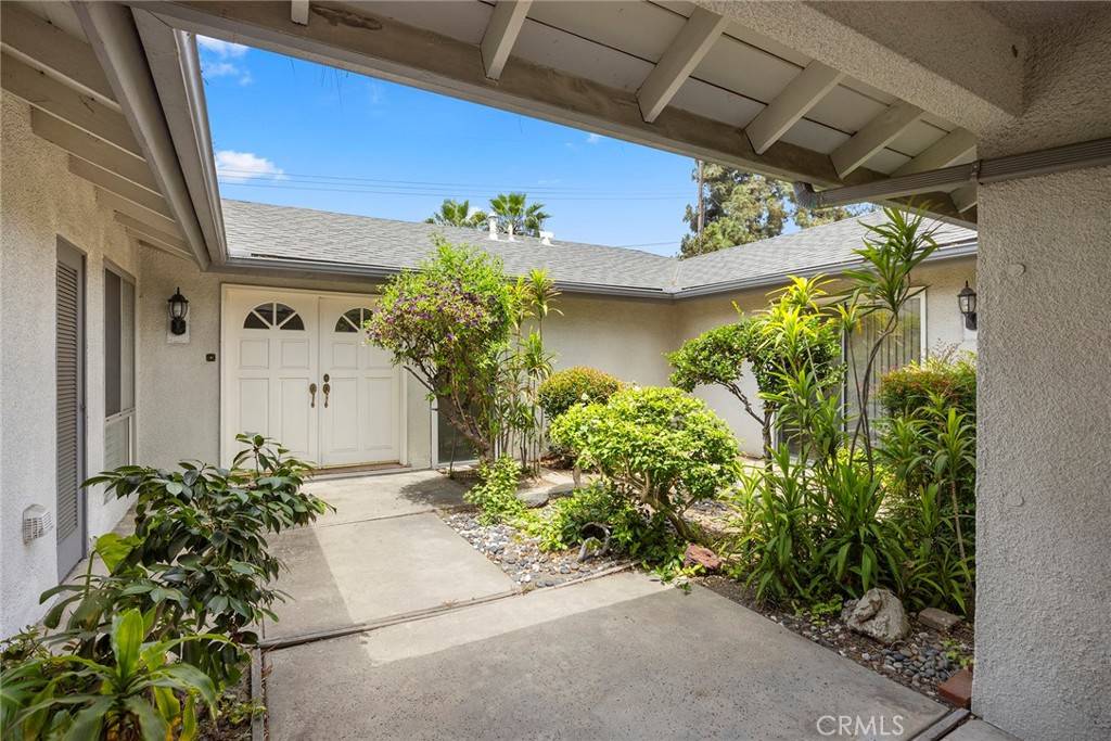 Fullerton, CA 92835,1089 Verona DR