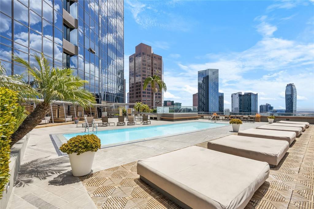 1100 Wilshire BLVD #3005, Los Angeles, CA 90017