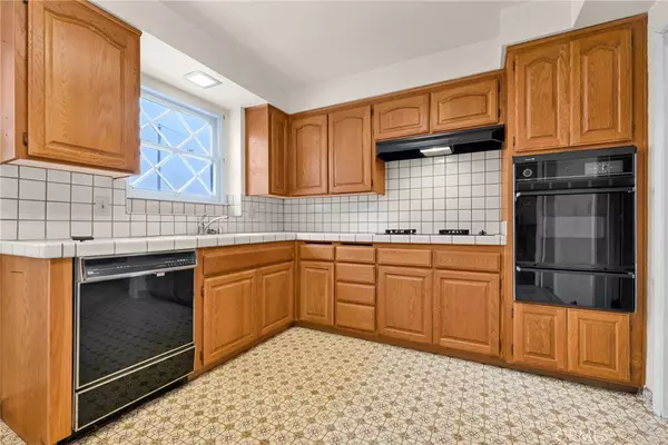 Torrance, CA 90504,3723 Sandgate DR