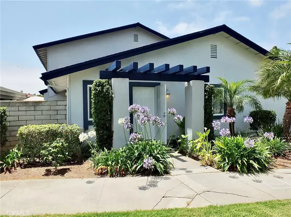 Huntington Beach, CA 92649,16573 Pescado LN #3A