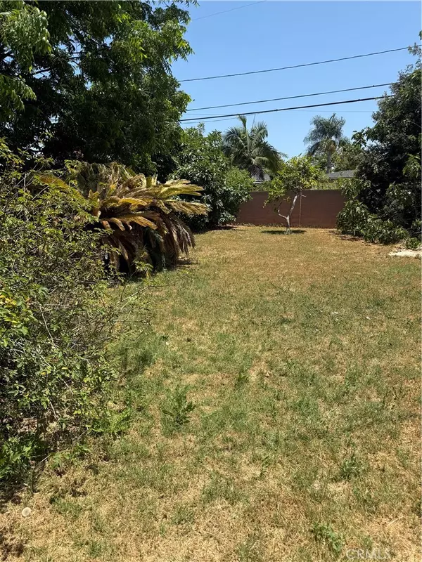 Santa Ana, CA 92707,1317 S Baker ST
