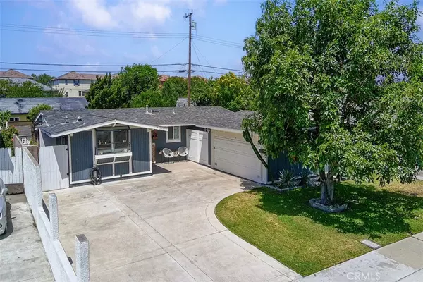 725 N Vine ST, Anaheim, CA 92805