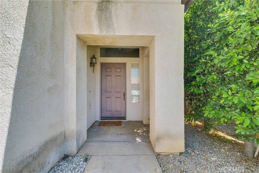Fontana, CA 92337,16737 Windcrest Dr