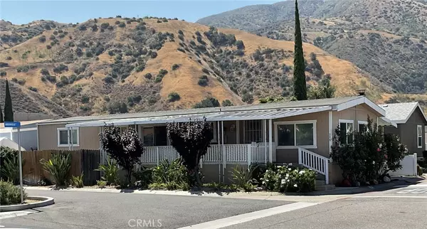 Corona, CA 92878,4901 Green River RD #248