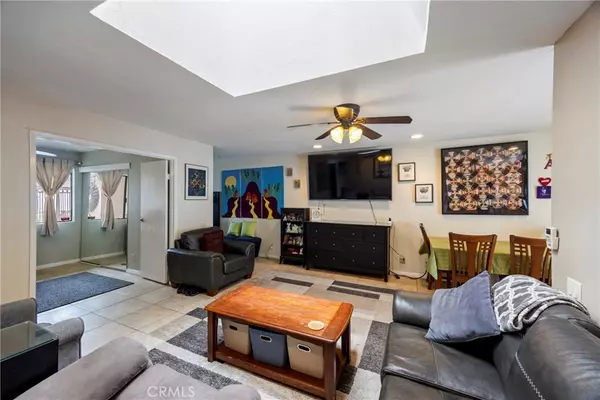 Anaheim, CA 92807,4004 E Horseshoe LN #54