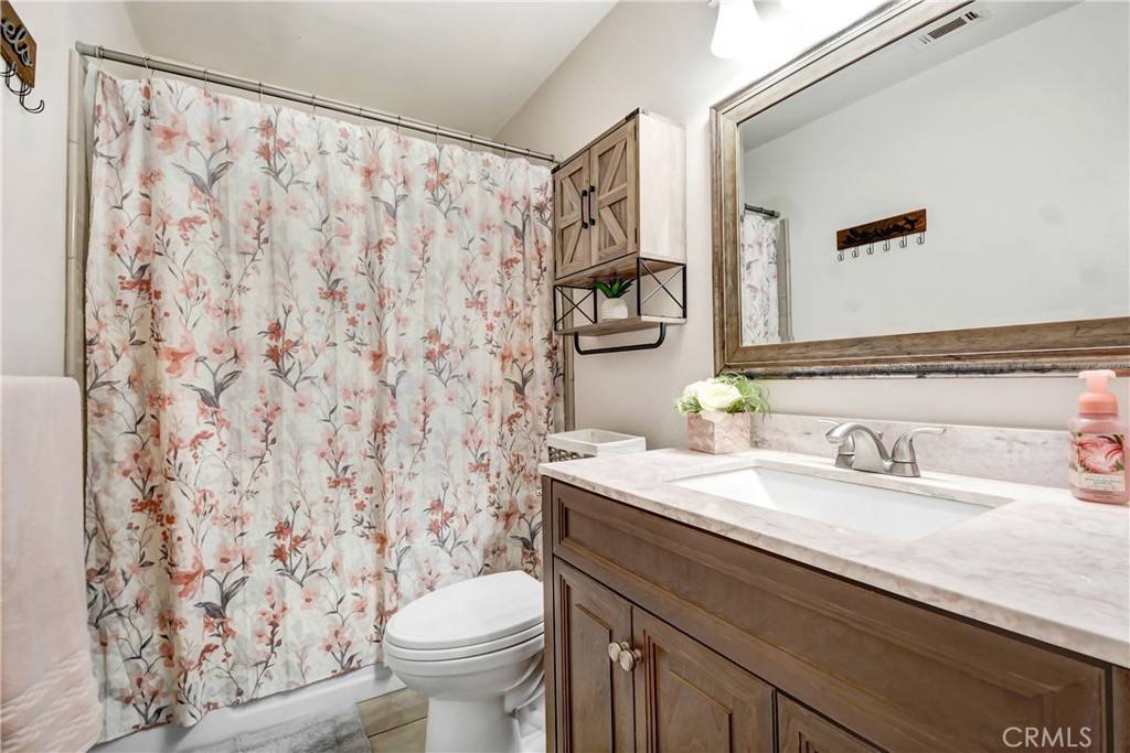 Highland, CA 92346,3435 Stratford ST
