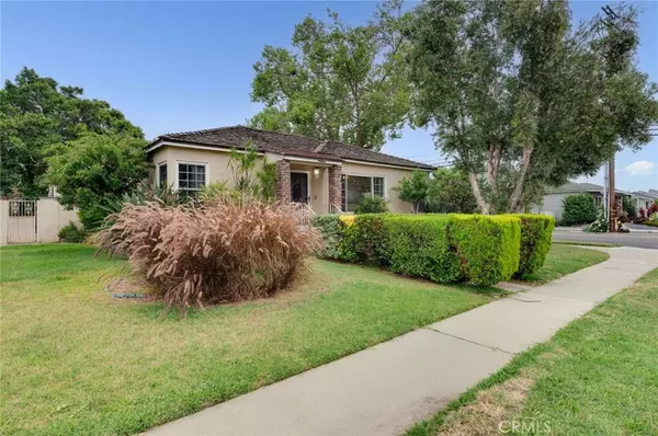 Lakewood, CA 90712,5302 Montair AVE