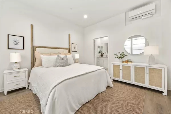 Brea, CA 92821,426 West Central Avenue