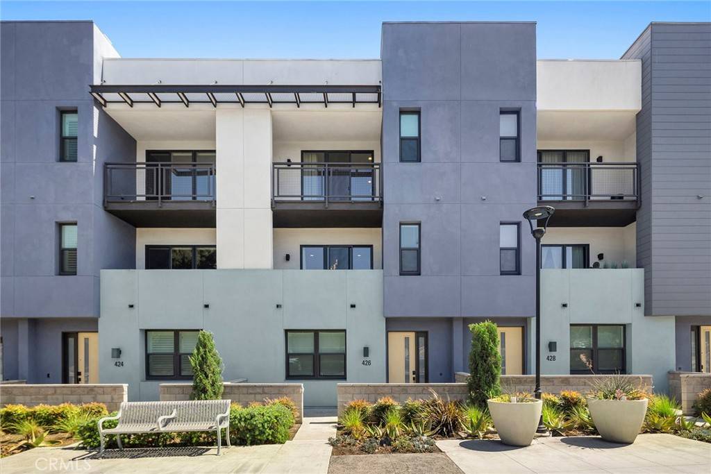 426 West Central Avenue, Brea, CA 92821