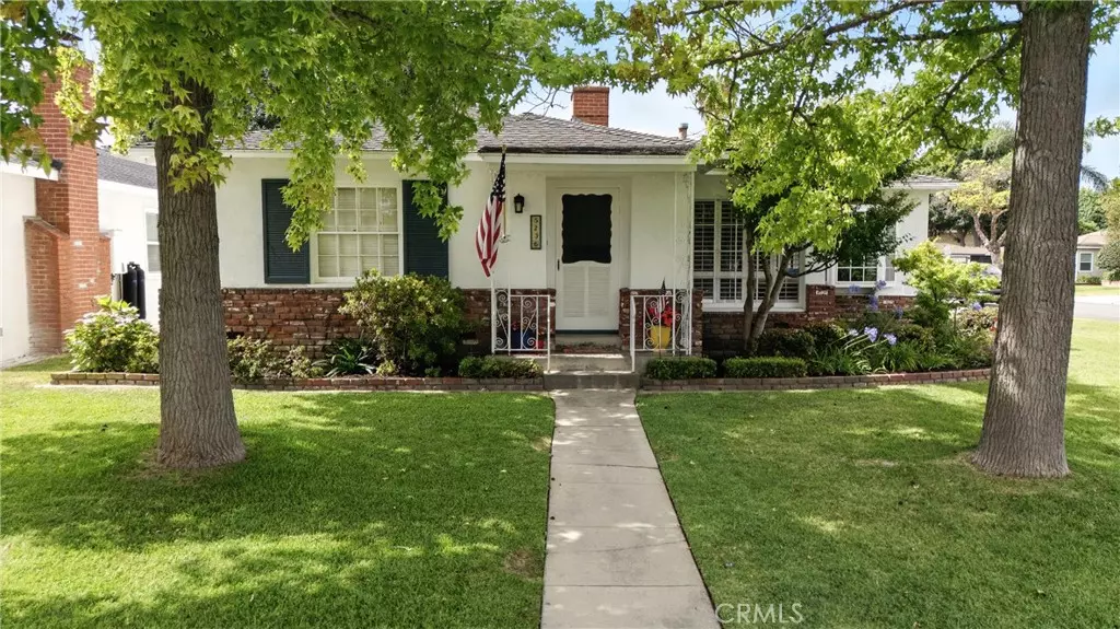 5236 E Harvey WAY, Long Beach, CA 90808
